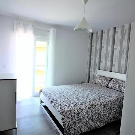 Global Immo 4075 Puig 3-4 Apartment Roses
